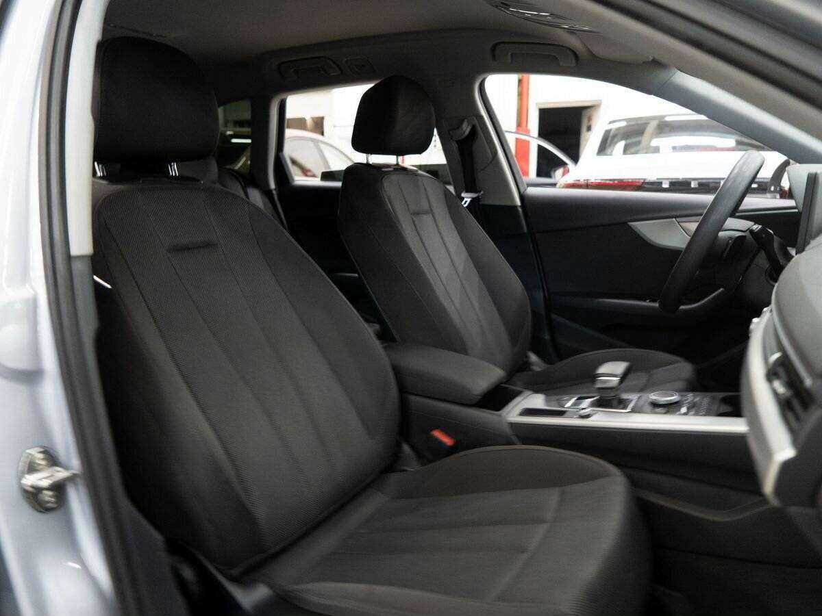 Б/У Ауди А4 2019 года. Фото: #9