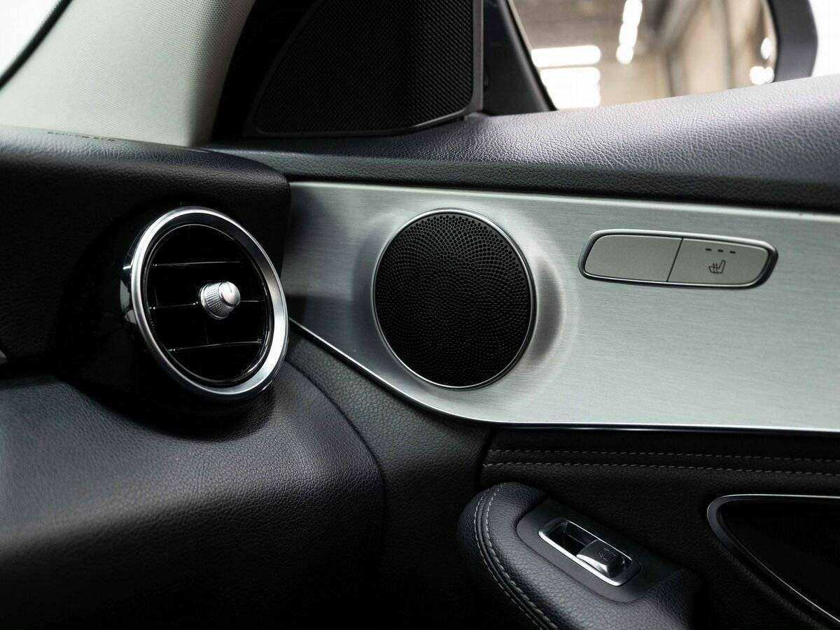 Б/У Мерседес-Бенц Ц-Класс 2014 года. Фото: #16