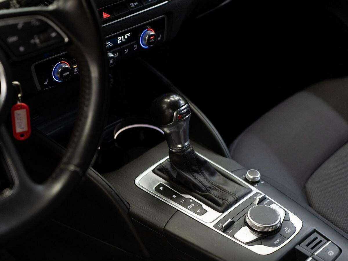 Б/У Ауди А3 2016 года. Фото: #9