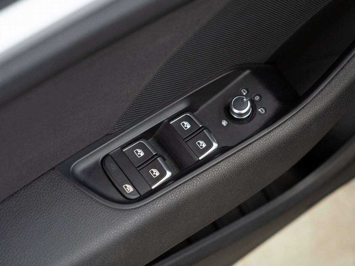 Б/У Ауди А3 2016 года. Фото: #11