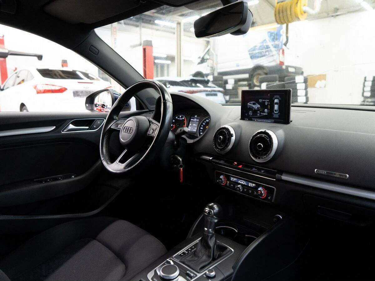 Б/У Ауди А3 2016 года. Фото: #14