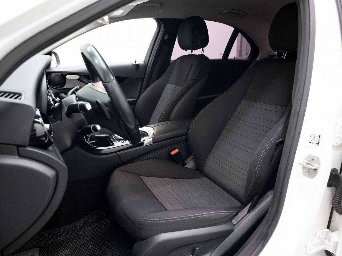 Б/У Мерседес-Бенц Ц-Класс 2014 года. Фото: #7