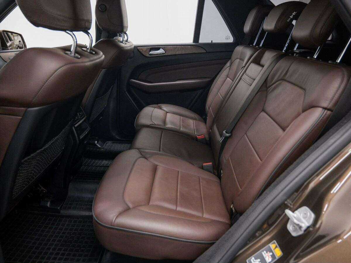 Б/У Мерседес-Бенц М-Класс 2013 года. Фото: #13