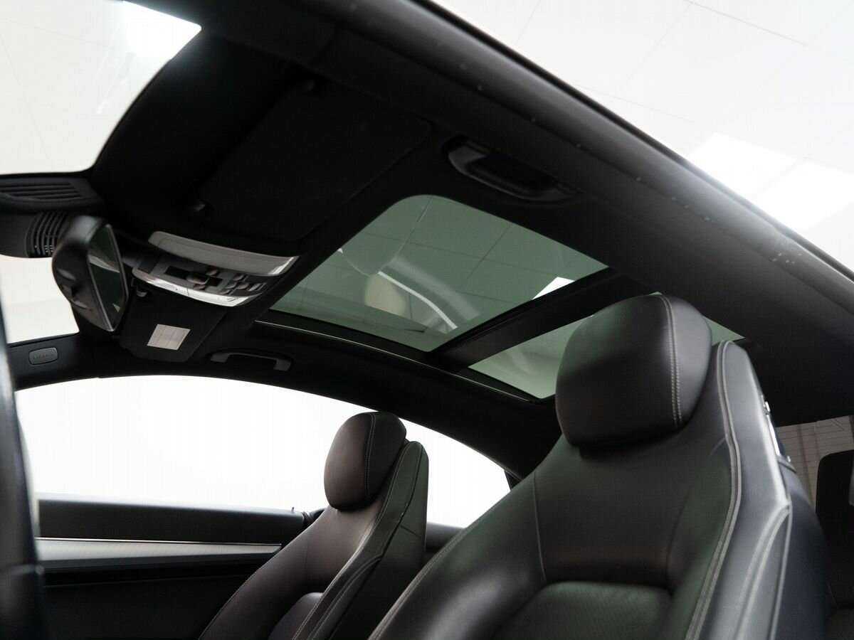 Б/У Мерседес-Бенц Е-Класс 2012 года. Фото: #14