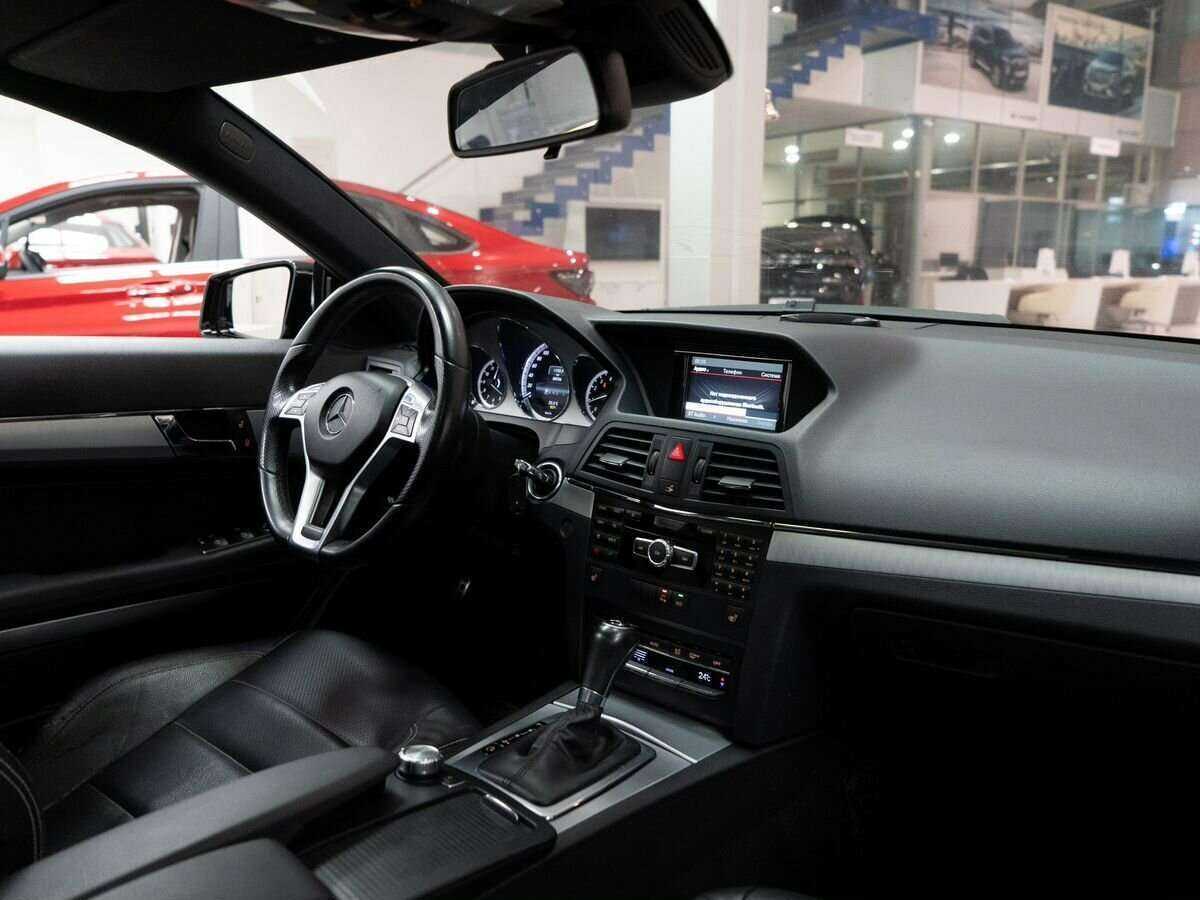 Б/У Мерседес-Бенц Е-Класс 2012 года. Фото: #16