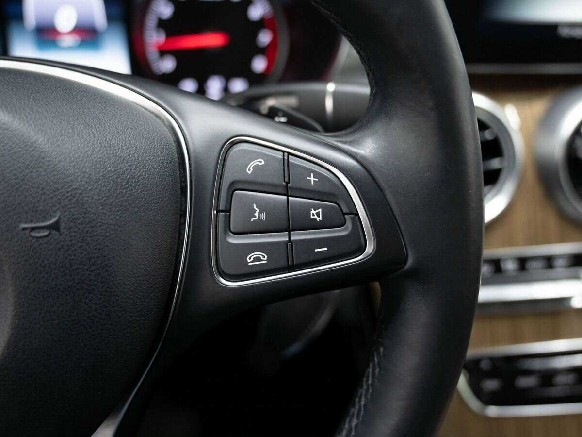 Б/У Мерседес-Бенц Ц-Класс 2014 года. Фото: #18