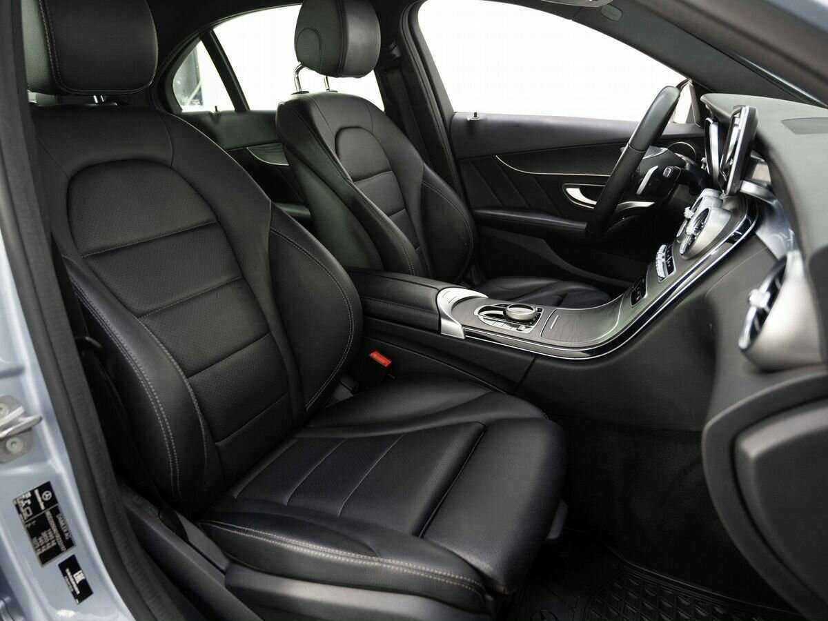 Б/У Мерседес-Бенц Ц-Класс 2016 года. Фото: #10