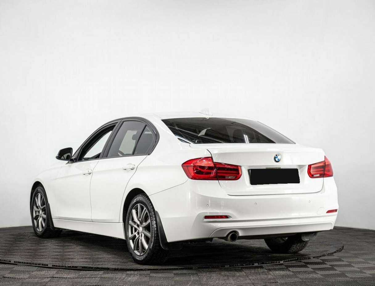 Б/У БМВ 3 серии 2016 года. Фото: #3