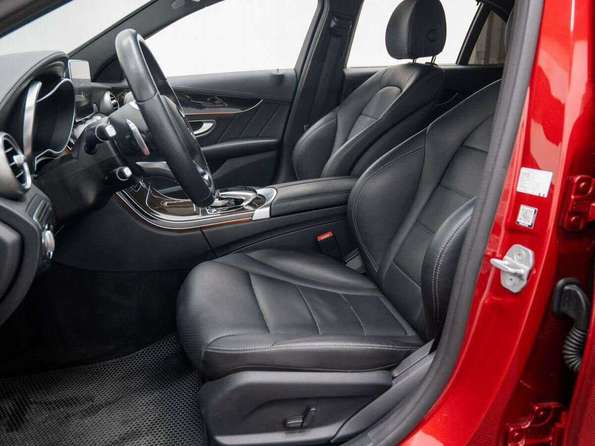 Б/У Мерседес-Бенц Ц-Класс 2014 года. Фото: #14