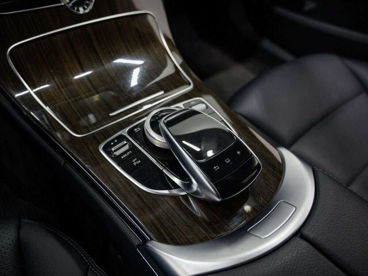 Б/У Мерседес-Бенц Ц-Класс 2014 года. Фото: #21