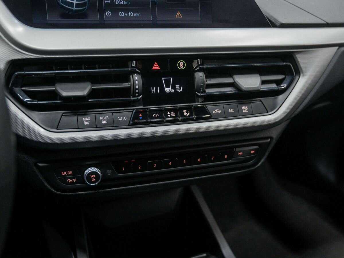 Б/У БМВ 1 серии 2019 года. Фото: #18