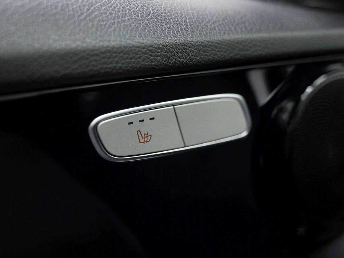 Б/У Мерседес-Бенц Ц-Класс 2015 года. Фото: #14