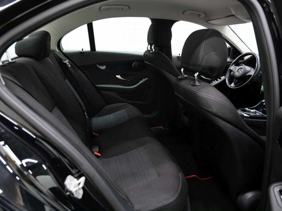 Б/У Мерседес-Бенц Ц-Класс 2015 года. Фото: #16