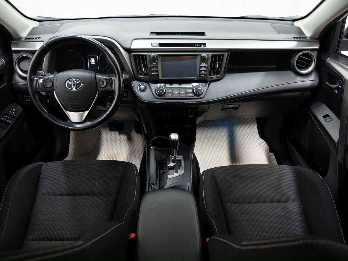 Б/У Тойота Рав4 2019 года. Фото: #10