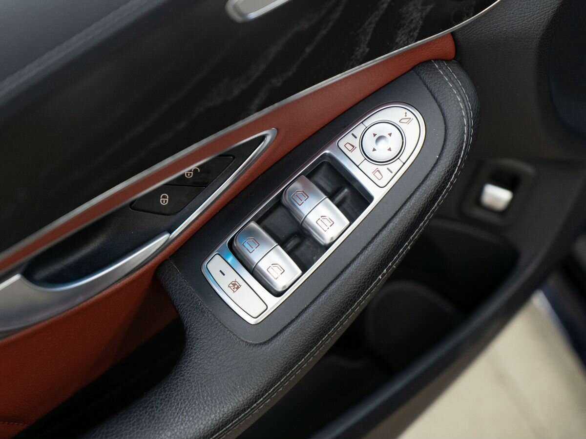 Б/У Мерседес-Бенц Ц-Класс 2014 года. Фото: #15