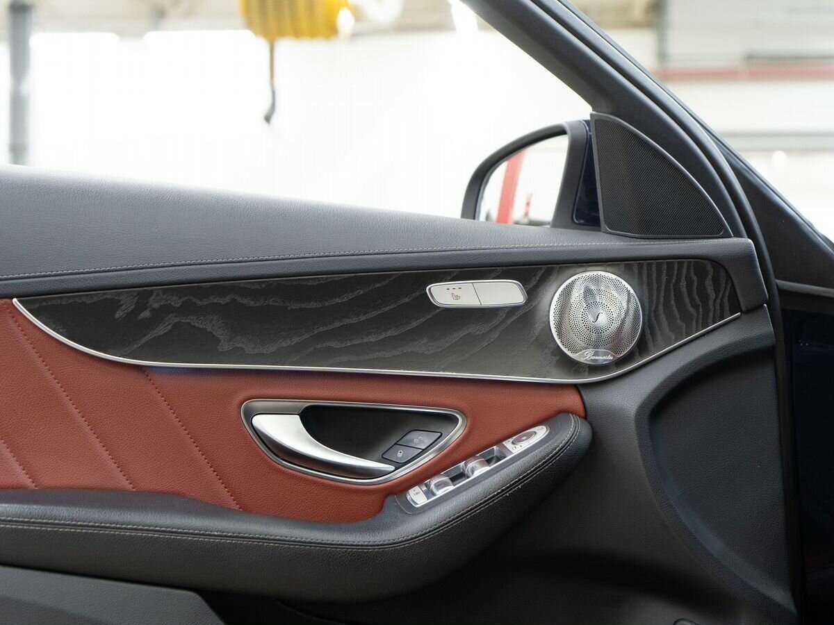 Б/У Мерседес-Бенц Ц-Класс 2014 года. Фото: #16