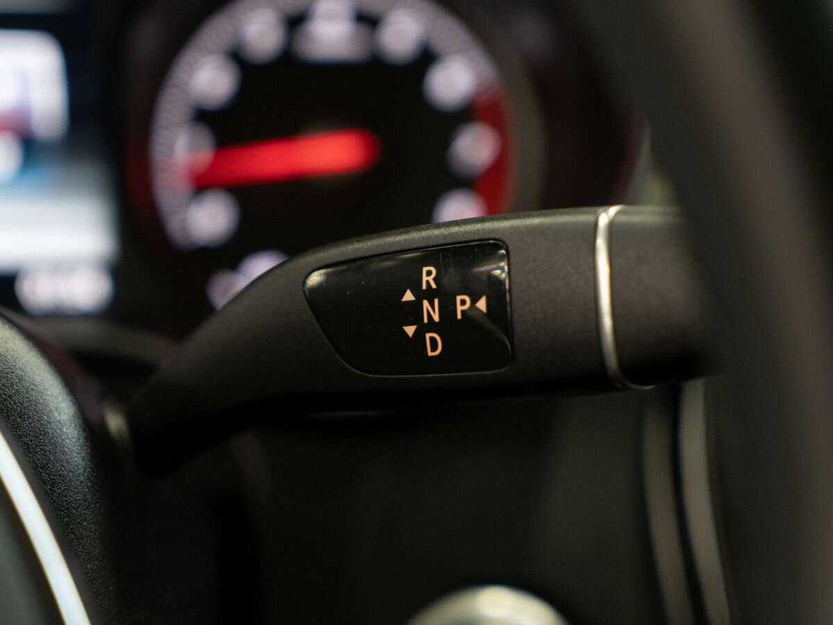 Б/У Мерседес-Бенц Ц-Класс 2014 года. Фото: #19