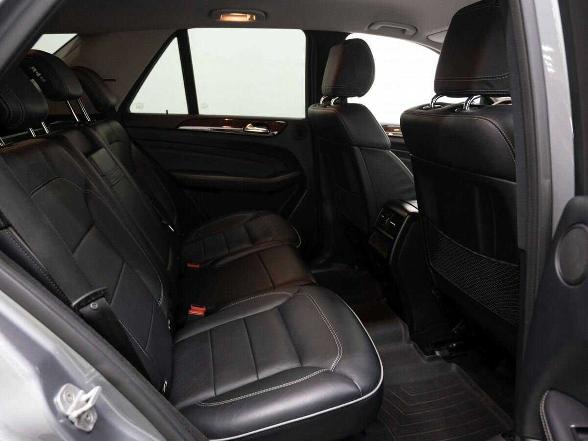 Б/У Мерседес-Бенц М-Класс 2012 года. Фото: #11