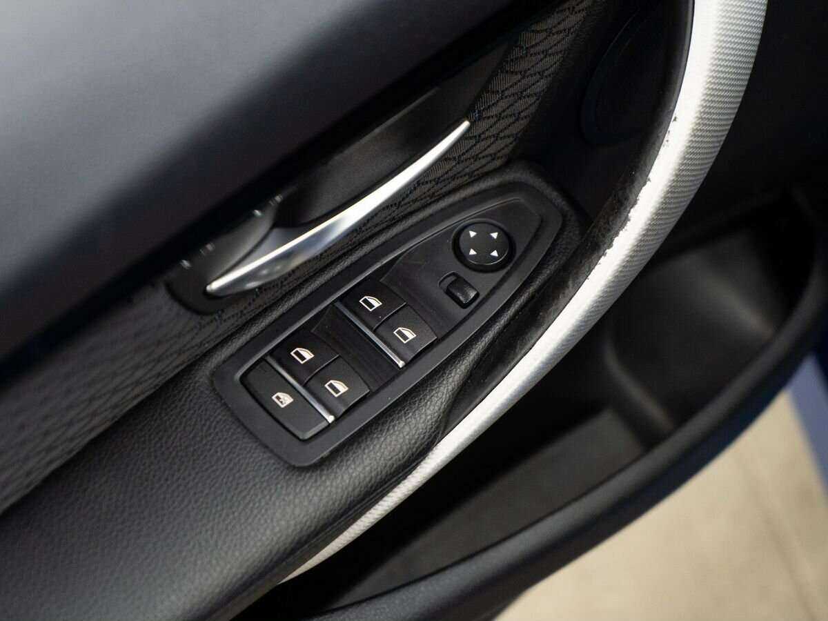 Б/У БМВ 3 серии 2016 года. Фото: #14