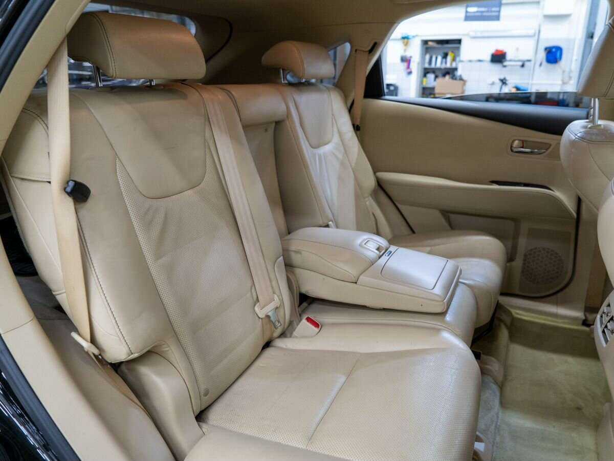 Б/У Лексус Р-Икс 2012 года. Фото: #8