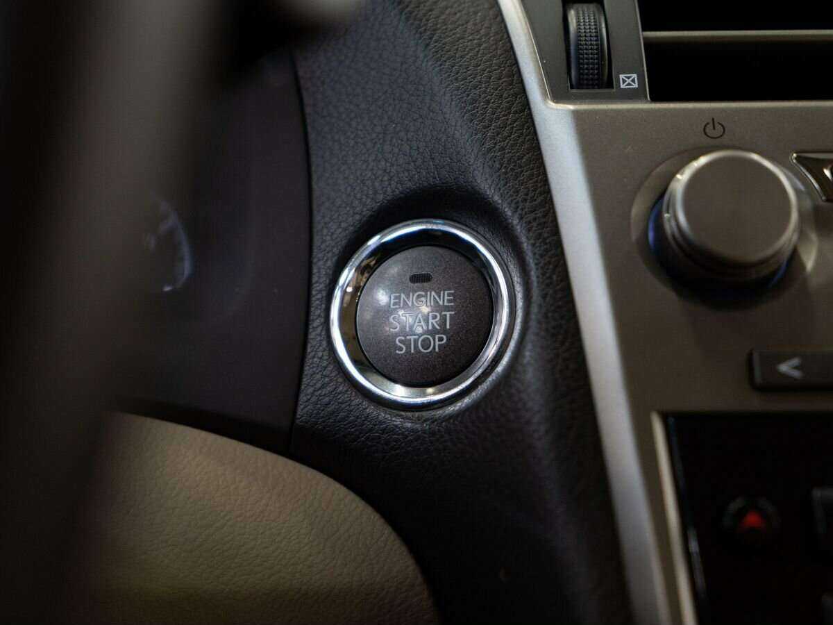 Б/У Лексус Р-Икс 2012 года. Фото: #10