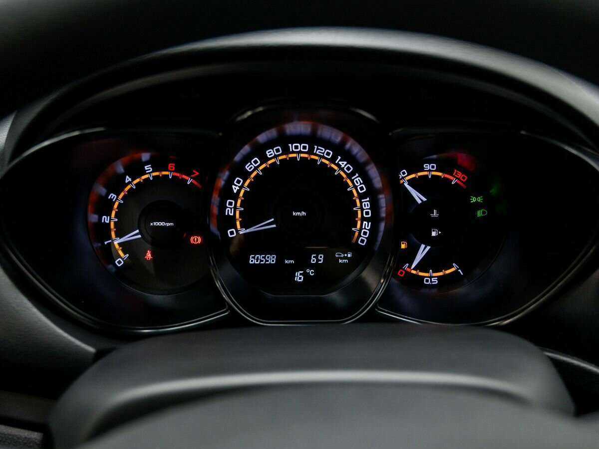 Б/У Лада (ВАЗ) Веста 2020 года. Фото: #17