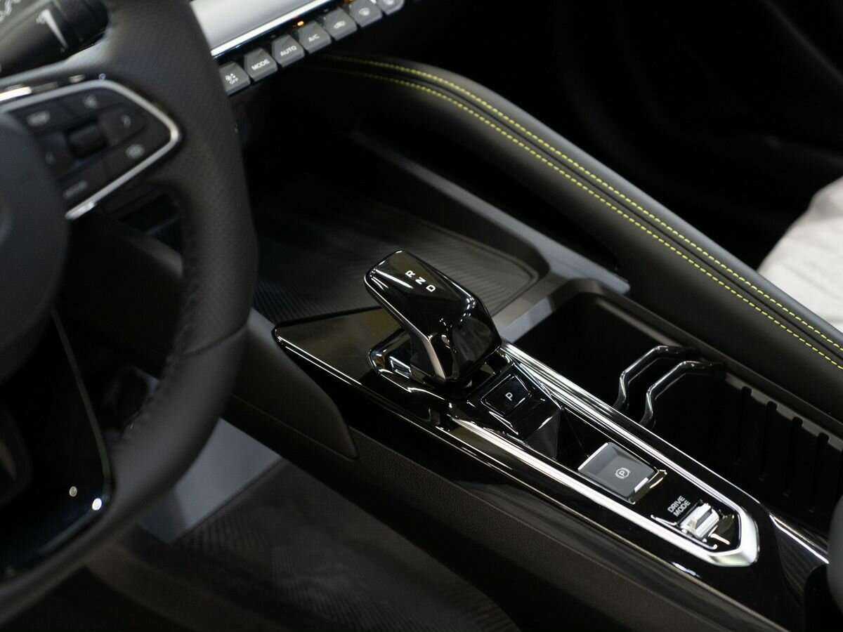 Б/У Джили Кулрэй 2023 года. Фото: #12