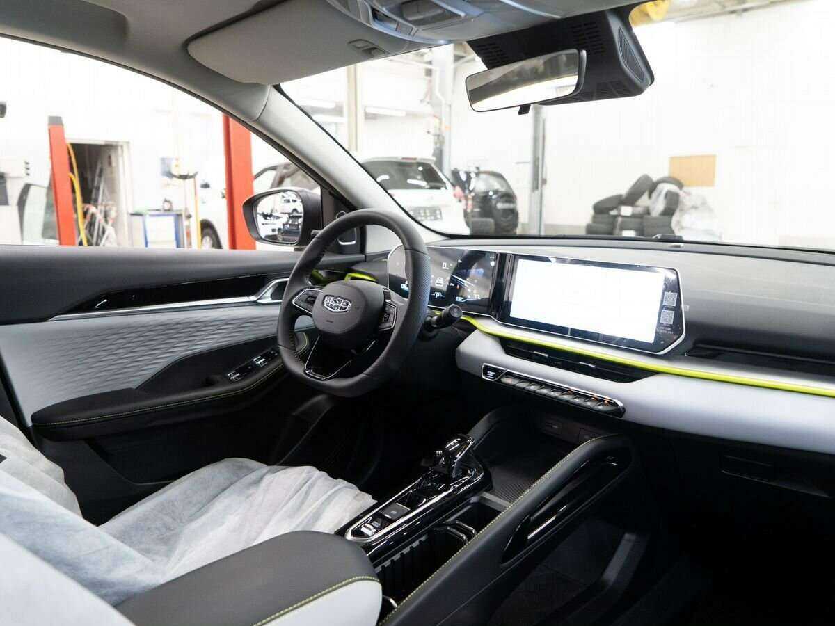 Б/У Джили Кулрэй 2023 года. Фото: #17