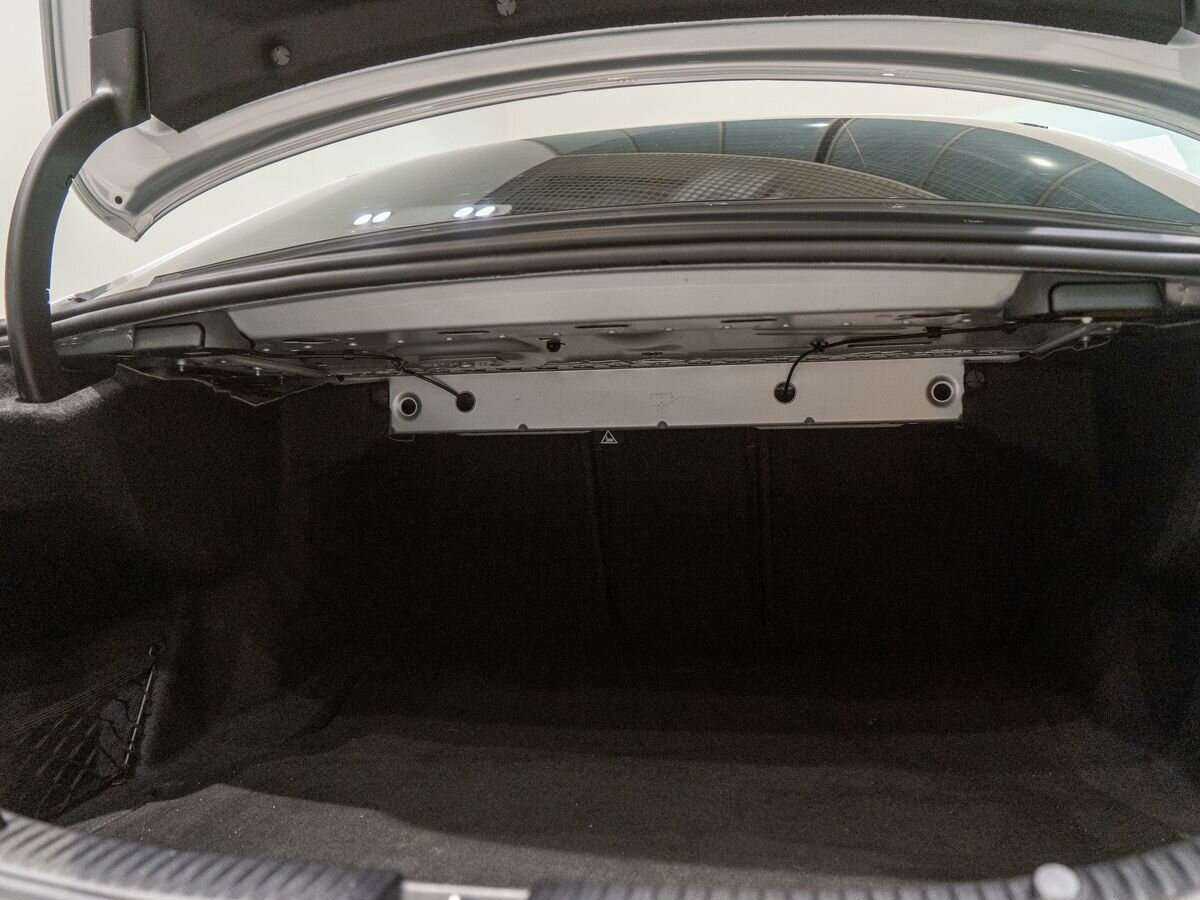 Б/У Мерседес-Бенц Ц-Класс 2018 года. Фото: #7