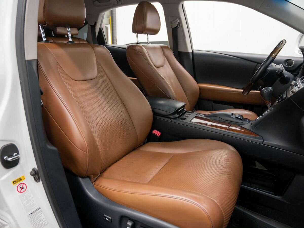 Б/У Лексус Р-Икс 2013 года. Фото: #8