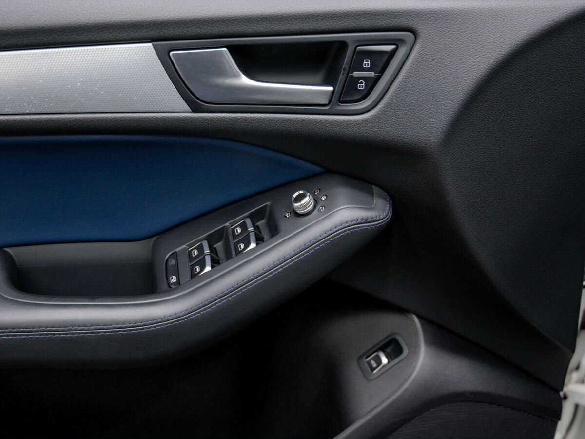 Б/У Ауди К5 2013 года. Фото: #15