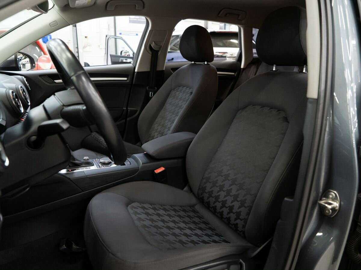 Б/У Ауди А3 2015 года. Фото: #5