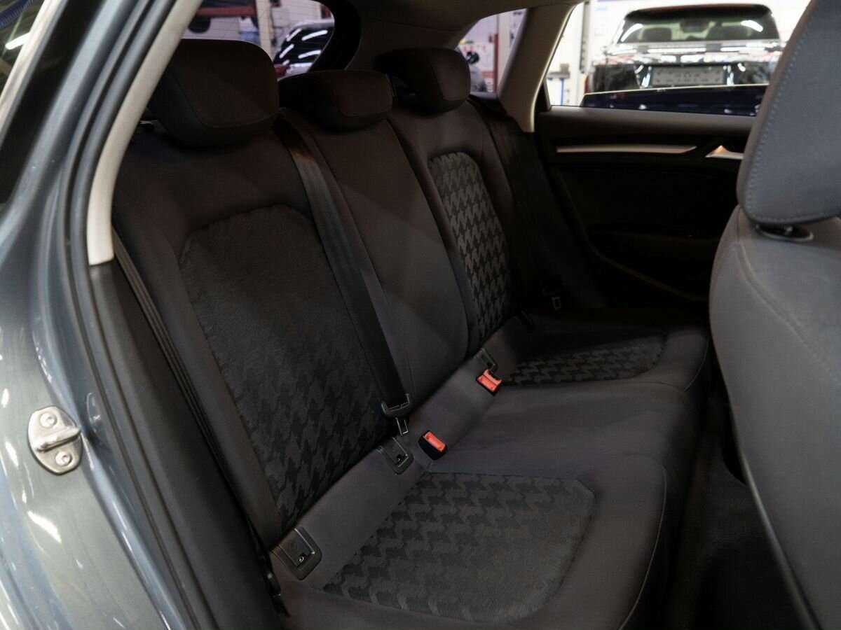 Б/У Ауди А3 2015 года. Фото: #7