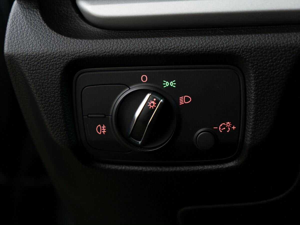 Б/У Ауди А3 2015 года. Фото: #15