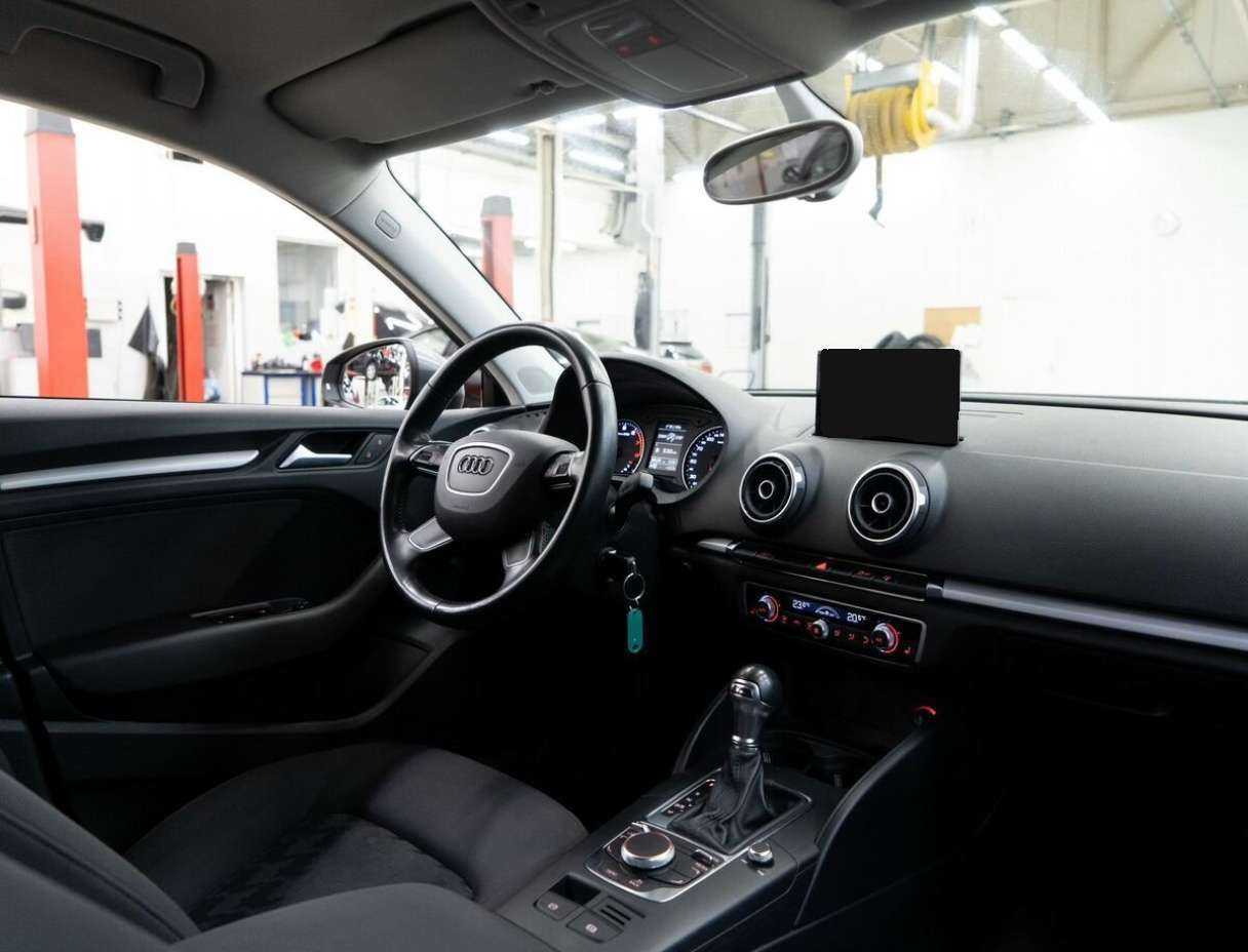 Б/У Ауди А3 2015 года. Фото: #16