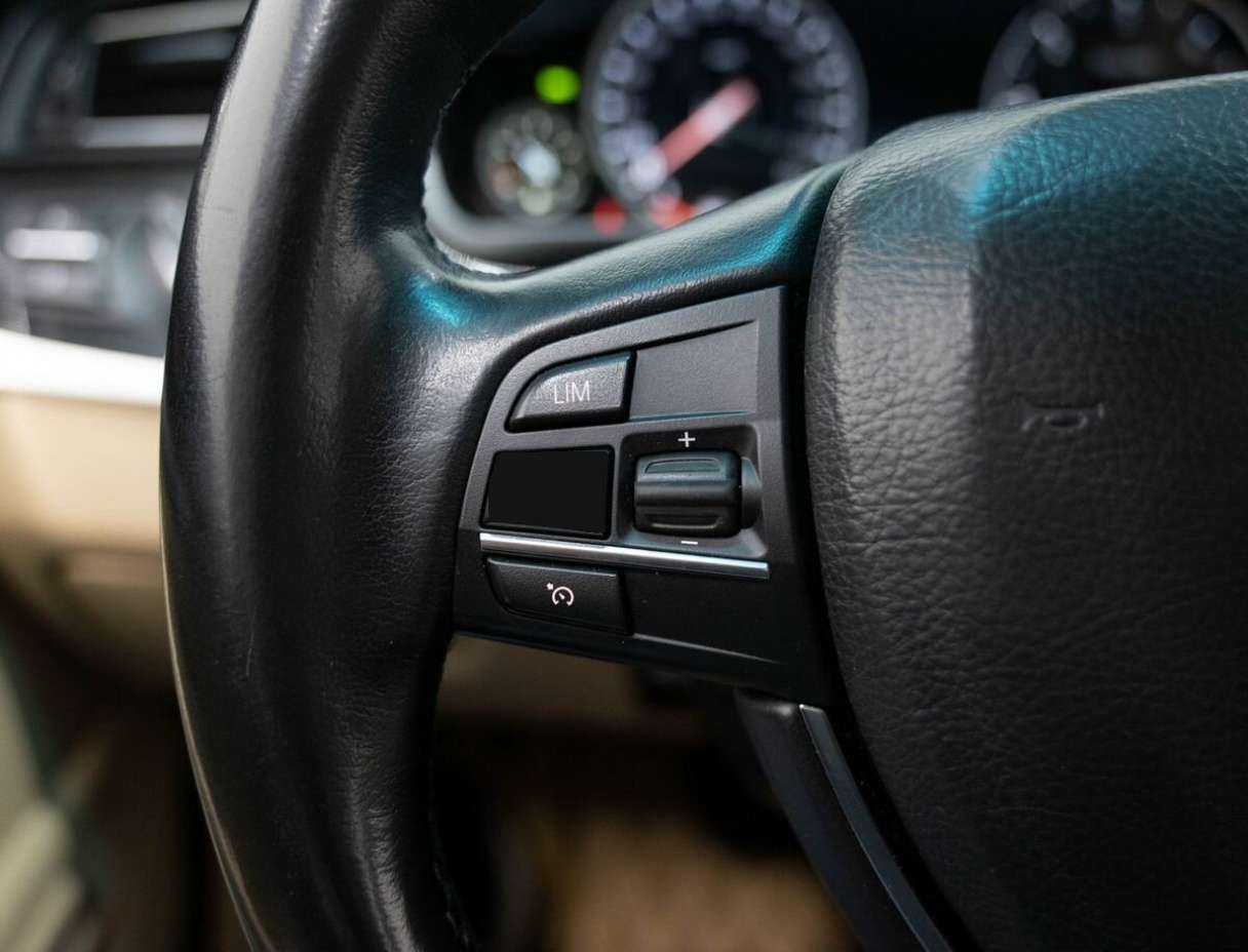 Б/У БМВ 5 серии 2013 года. Фото: #17