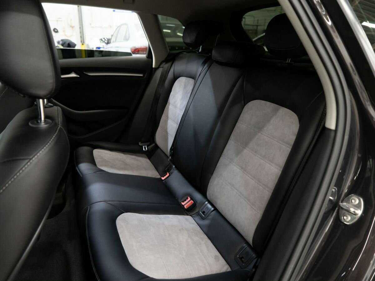 Б/У Ауди А3 2013 года. Фото: #6