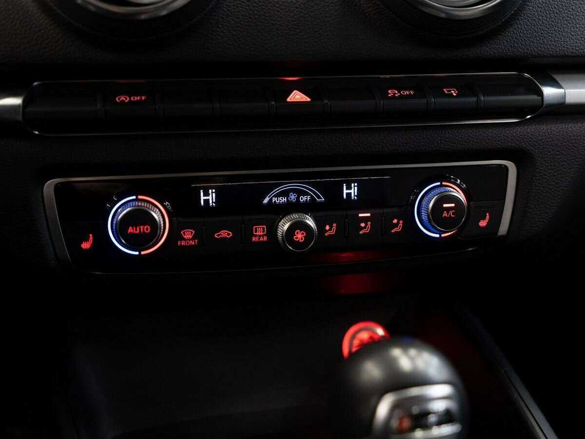 Б/У Ауди А3 2013 года. Фото: #12