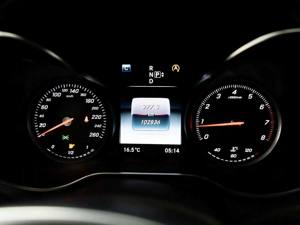 Б/У Мерседес-Бенц Ц-Класс 2014 года. Фото: #10