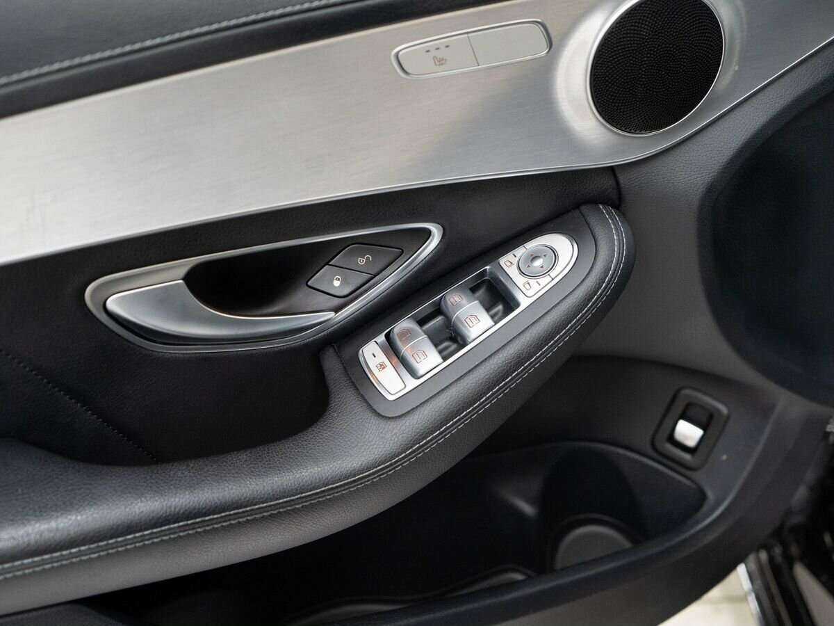 Б/У Мерседес-Бенц Ц-Класс 2014 года. Фото: #12