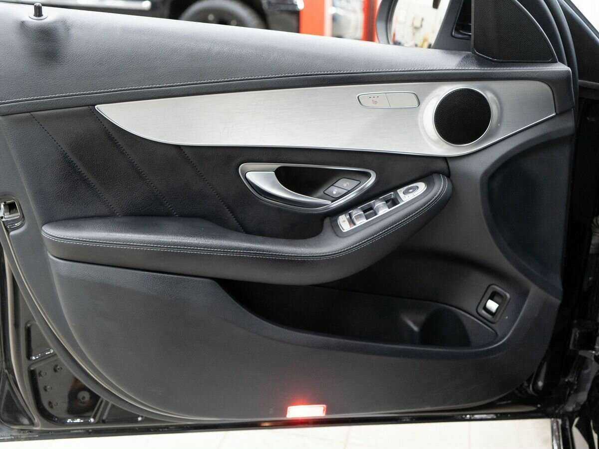 Б/У Мерседес-Бенц Ц-Класс 2014 года. Фото: #13