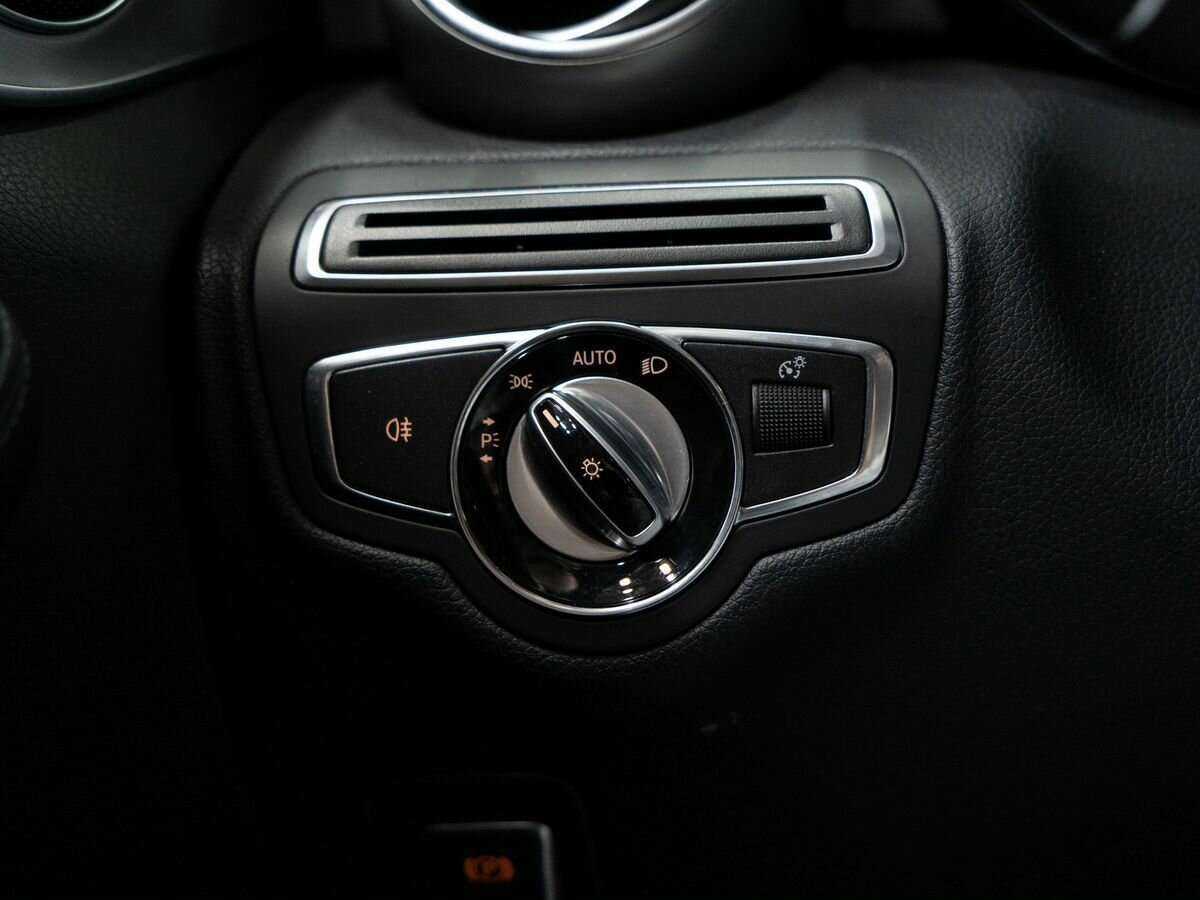 Б/У Мерседес-Бенц Ц-Класс 2014 года. Фото: #14