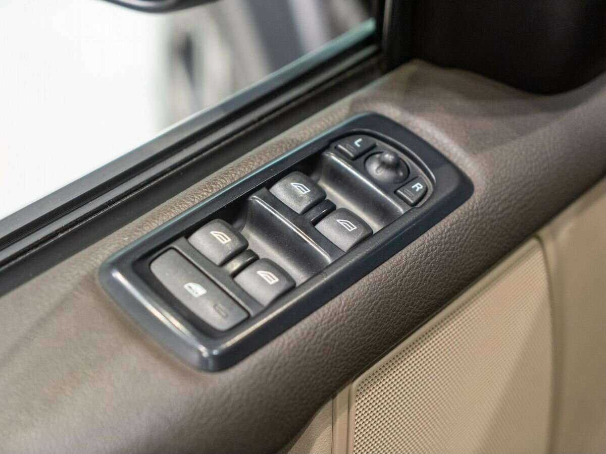 Б/У Лэнд Ровер Дискавери 2012 года. Фото: #13