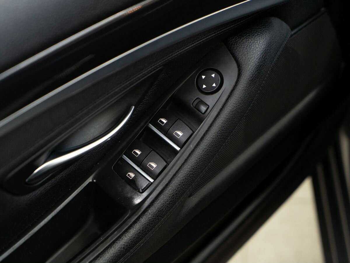 Б/У БМВ 5 серии 2014 года. Фото: #13