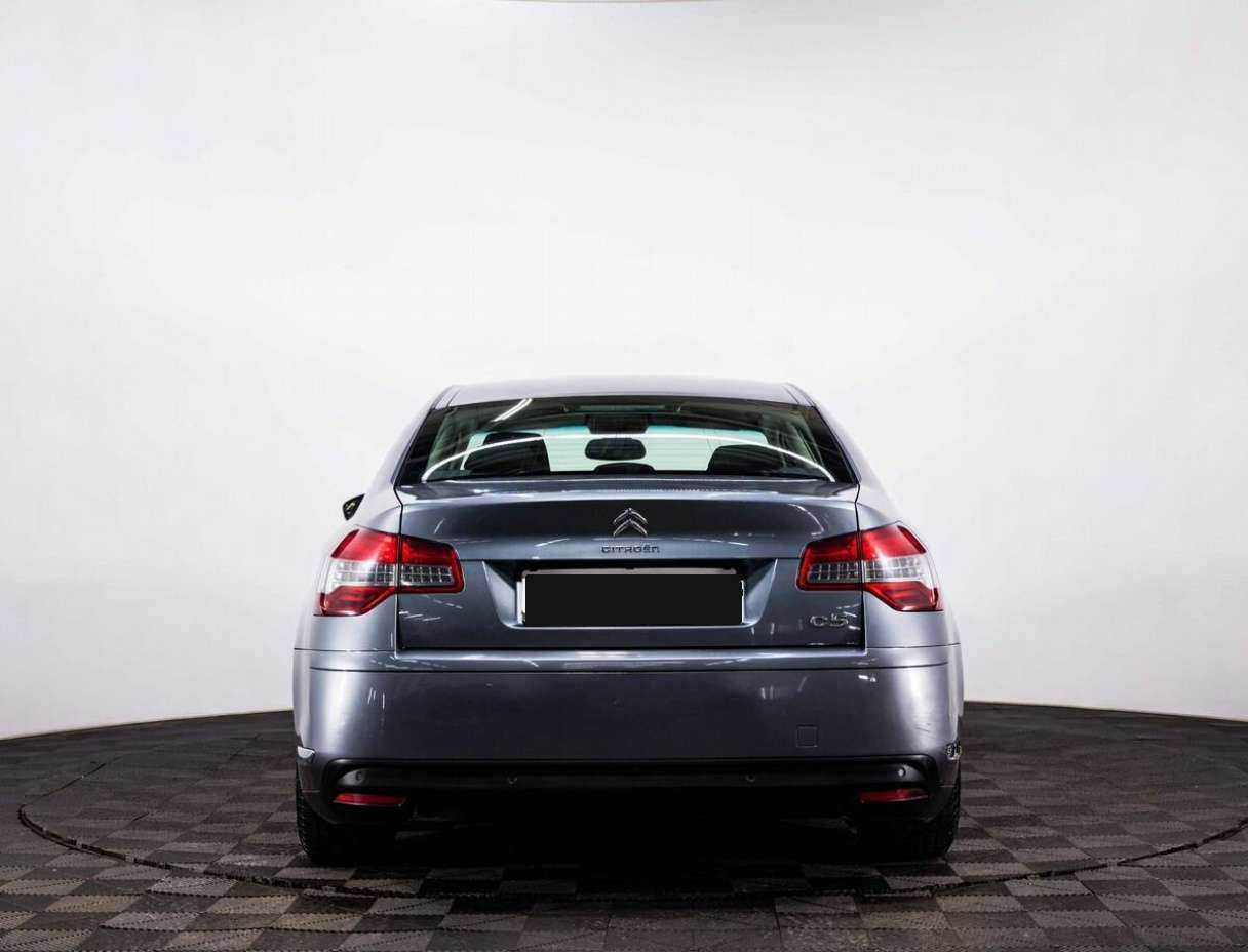 Б/У Ситроен Ц5 2012 года. Фото: #4