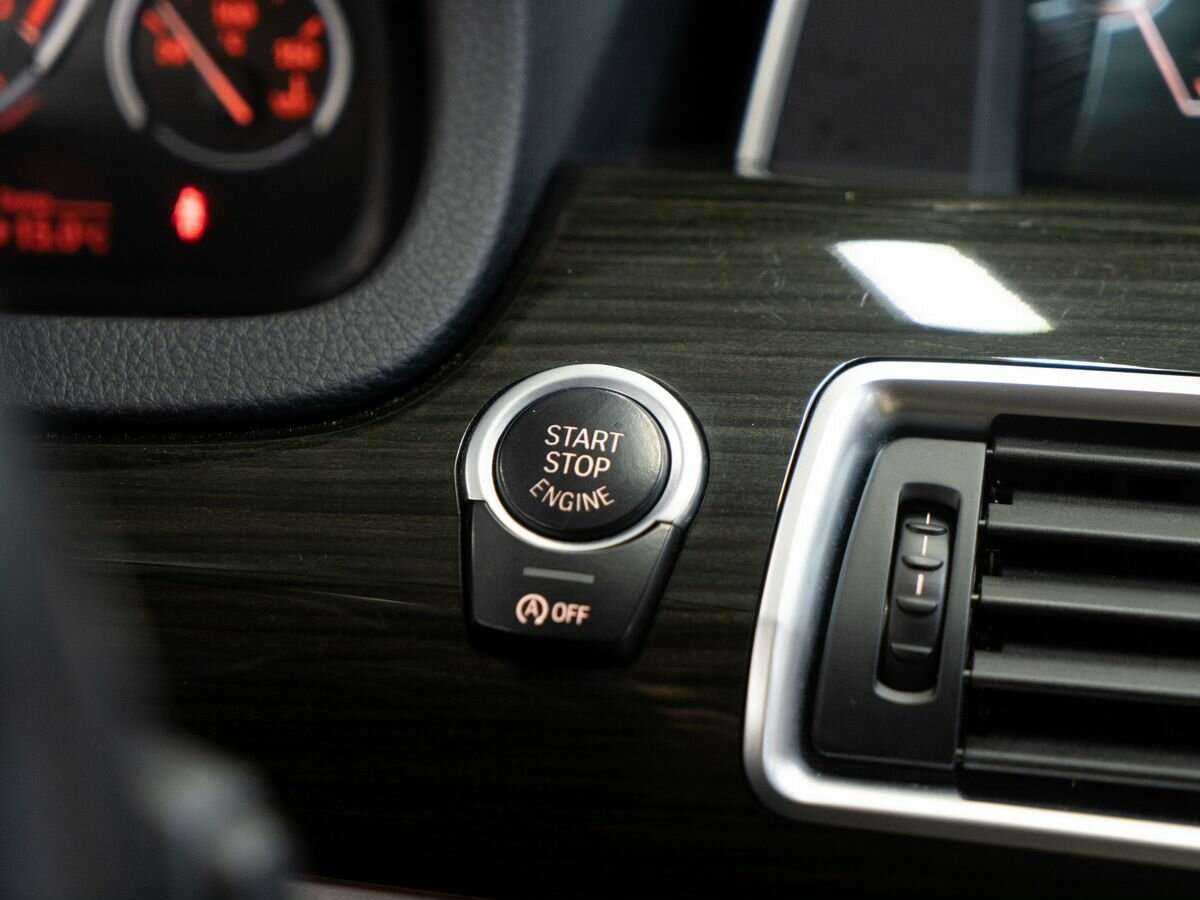 Б/У БМВ 5 серии 2014 года. Фото: #11