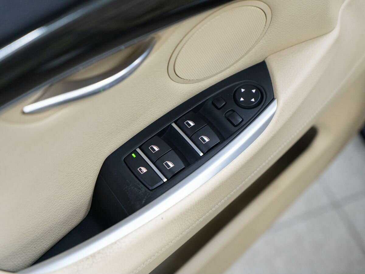 Б/У БМВ 5 серии 2014 года. Фото: #14