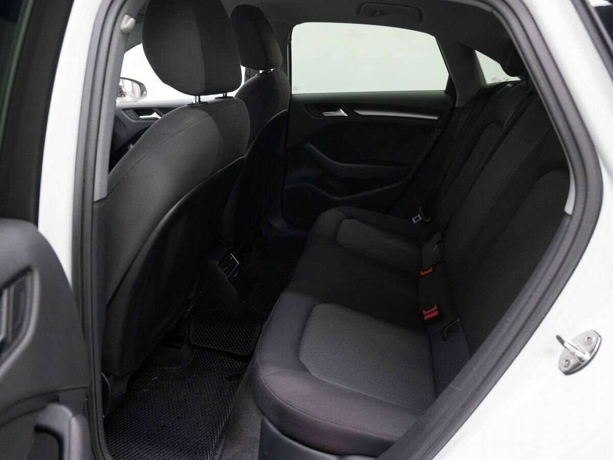 Б/У Ауди А3 2019 года. Фото: #7