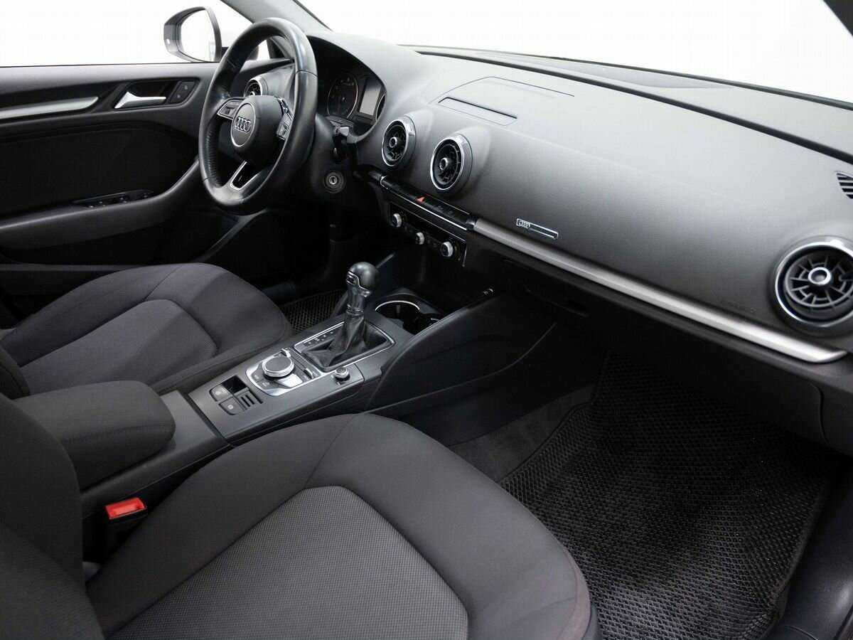 Б/У Ауди А3 2019 года. Фото: #9