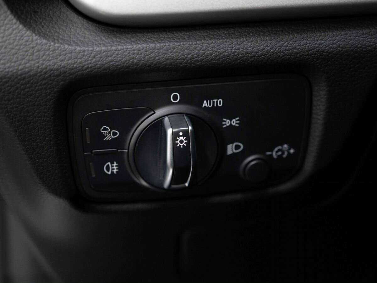 Б/У Ауди А3 2019 года. Фото: #18